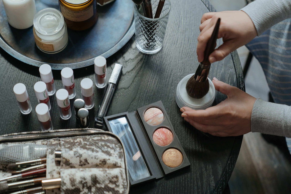 Vegan Makeup for Sensitive Skin – Natural & Cruelty-Free | BelleVie features makeup brushes, lipsticks, a three-shade palette and compact powder