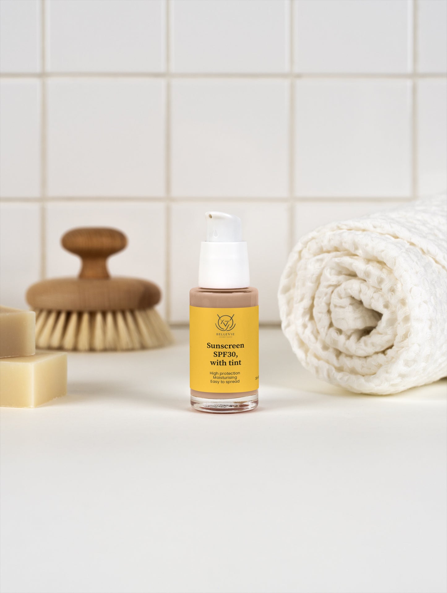 Tinted Mineral Sunscreen SPF 30 - Daily UV Protection & Natural Glow
