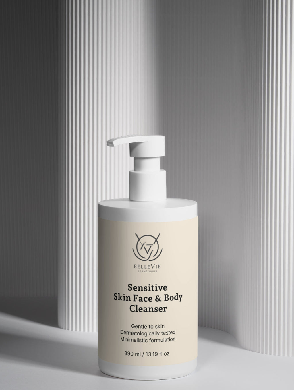 Natural 2-in-1 face and body wash for redness-prone and reactive skin – minimalist formula, dermatologically tested, cruelty-free