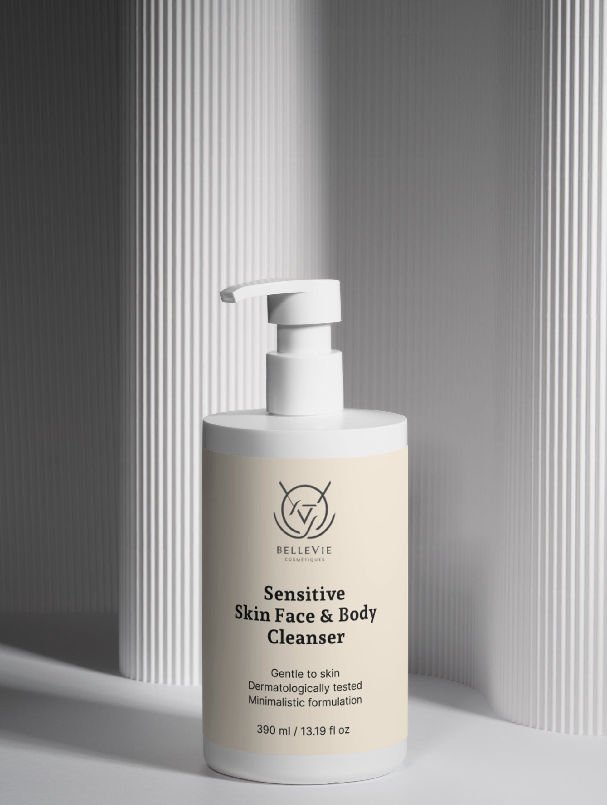 Natural 2-in-1 face and body wash for redness-prone and reactive skin – minimalist formula, dermatologically tested, cruelty-free