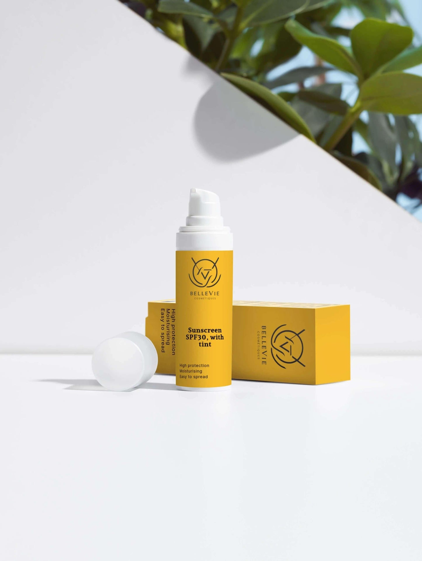 Sunscreen SPF30, with tint 30ml - BelleVie Cosmétiques